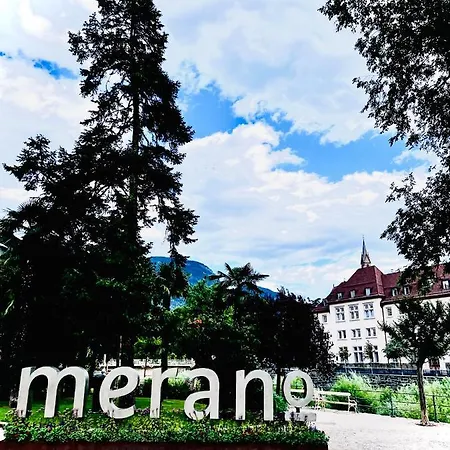 Apartment Portico Ventizerodue Merano